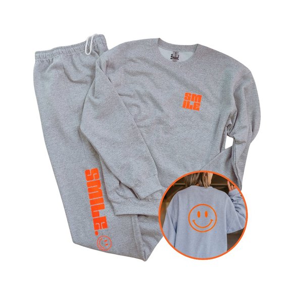 Smile Sweatpants - Picture 6 of 6